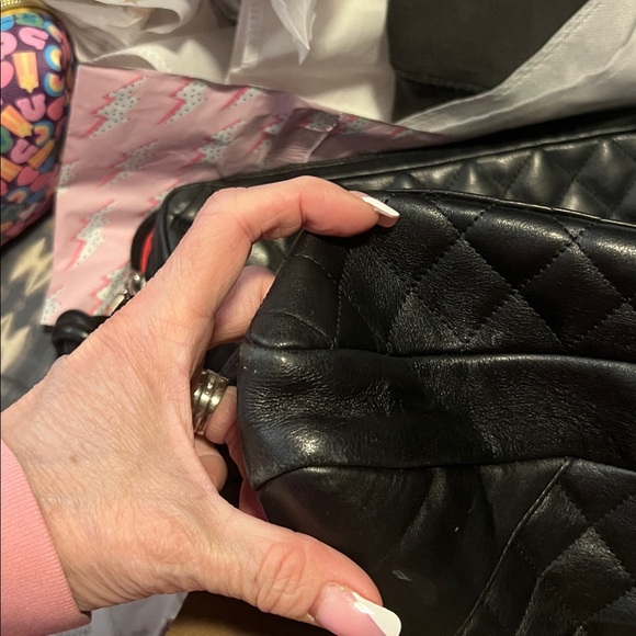 Chic Black Chanel Cambon Messenger Quilted Shoulder Bag - Picture 12 of 17